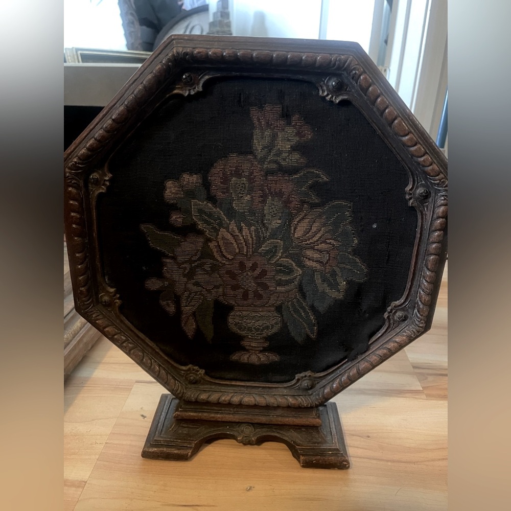 Antique RCA 103 Tapestry Speaker